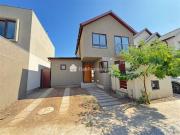 Casa en Arriendo en Av. El Peral 06890 06900, comuna de...