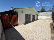 Casa en Arriendo en AV. Las Azucenas con Peter Araya Casa en Arriendo en AV. Las Azucenas con Peter Araya