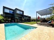 Casa en Arriendo en Avenida José Rabat