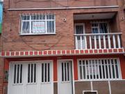 Casa En Arriendo En Bogota En El Carmen A348144