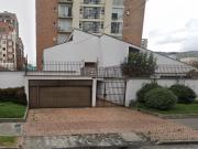 Casa En Arriendo En Bogota En El Chico A184263