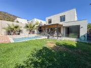 Casa en Arriendo en Camino El Huinganal con Camino La Cumbre