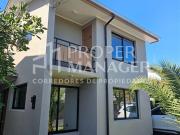 Casa en Arriendo en Casa Comercial 5D+3B en el Centro de...