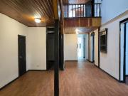 casa en arriendo en centro. Cod A554