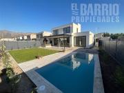 Casa en Arriendo en Chicureo / Piedra Roja