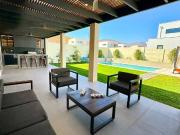 Casa en Arriendo en Colina 3 dormitorios 3 baños