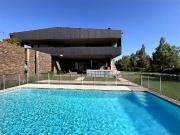 Casa en Arriendo en Colina 5 dormitorios 4 baños