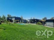 Casa en Arriendo en Condominio el Golf Santa Sara