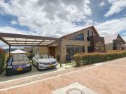 casa en arriendo en condominio pradera reservado. Cod A5083