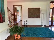 Casa en Arriendo en Cumbayá – 4hab, Jardín Privado Cerca...