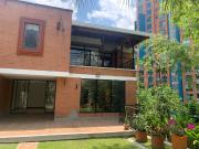 casa en arriendo en el poblado. Cod A213208