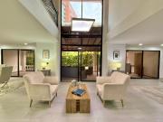 casa en arriendo en el poblado. Cod A513799