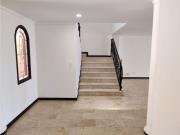 Casa en Arriendo en el Poblado La Calera