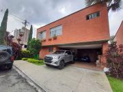 Casa en arriendo en Envigado
