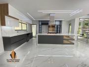 Casa En Arriendo En Envigado En El Esmeraldal A252055