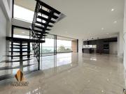 Casa EN ARRIENDO EN Envigado EN Loma el chocho 215109...