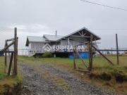 Casa en Arriendo en Estero yalle Calbuco