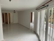 casa en arriendo en la américa. Cod A63456