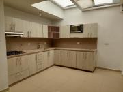 casa en arriendo en la castellana. Cod A214209