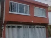 casa en arriendo en la española. Cod A7162101