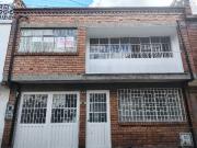 casa en arriendo en la estradita