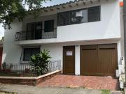 casa en arriendo en la flora. Cod A9190147