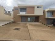 casa en arriendo en la floresta. Cod A917