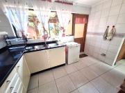Casa en Arriendo en Las Condes 4 dormitorios 5 baños