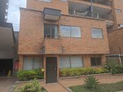 casa en arriendo en loma del escobero. Cod A512397