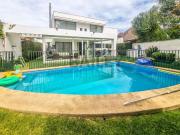 Casa en Arriendo en Lomas De Montemar, Concón, Chile,...