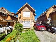 Casa en arriendo en Lomas de San Sebastian 3d 3b 2e