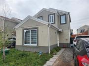 Casa en Arriendo en los remos 221