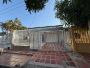 casa en arriendo en paraíso. Cod A27905