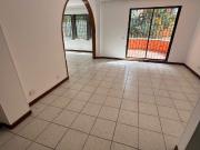 Casa en arriendo en Pinares