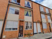 casa en arriendo en portales del norte. Cod A5074