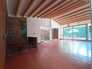 casa en arriendo en quinta bosch. Cod A29404