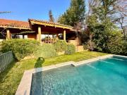 Casa En Arriendo En San Carlos De Apoquindo Con Piscina
