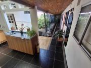 casa en arriendo en san joaquín. Cod A64010