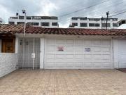 casa en arriendo en santa barbara oriental usaquén. Cod...