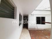 casa en arriendo en santa lucía. Cod A67177