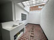 Casa en arriendo en santa Mónica medellín