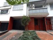 casa en arriendo en santa mónica residencial. Cod A4964