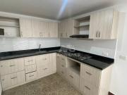 casa en arriendo en la castellana. Cod A63997