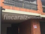 casa en arriendo en urbanización san joaquín. Cod A1638