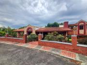 casa en arriendo en via alcala. Cod A123265