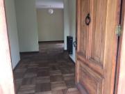 Casa en Arriendo en Vitacura, calle tranquilla entre...