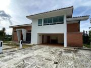 Casa en arriendo Envigado, Antioquia