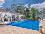 Casa en arriendo Envigado, Antioquia