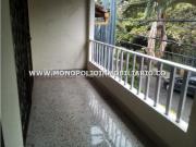 Casa en Arriendo, LOS COLORES, Medellín