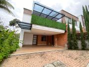 CASA EN ARRIENDO UBICADA EN ENVIGADO SECTOR LA CALLEJA